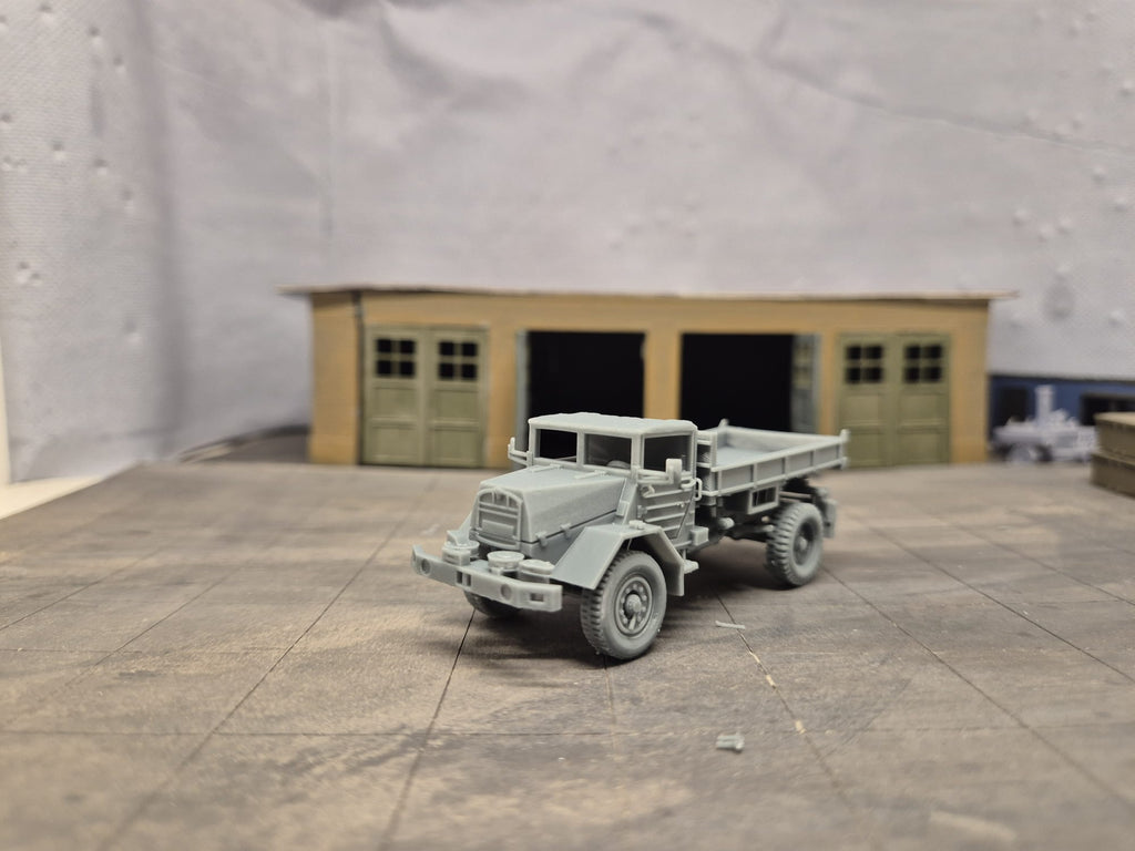 MAN 630 L2 "EMMA" Hochgeländegängiger militärischer Kipper