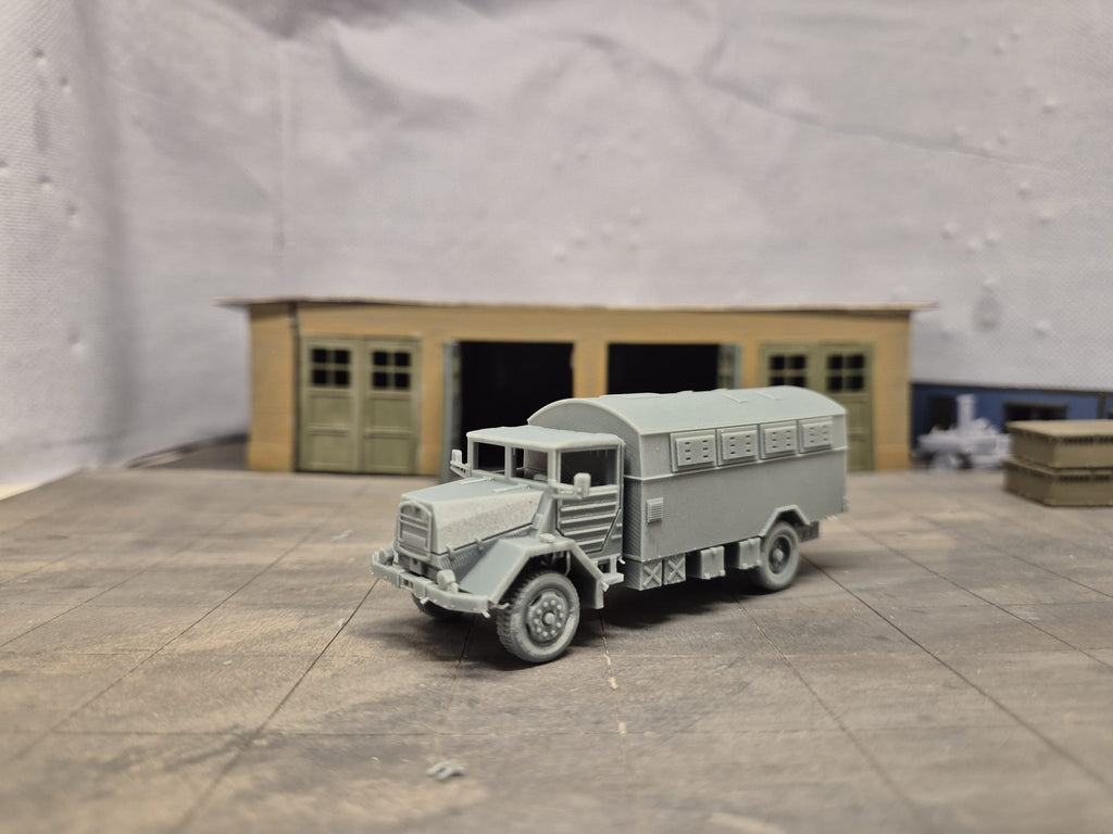 MAN 630 L6 Funkwagen-Koffer Militärisches Funk-, Fernmelde- und Führungsfahrzeug