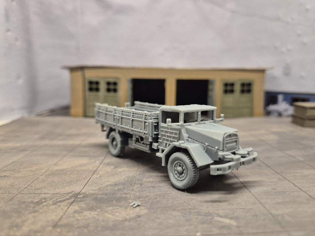 MAN 630 Hochgeländegängiger Transport- und Versorgungs-Lkw Offener Pritschenaufbau
