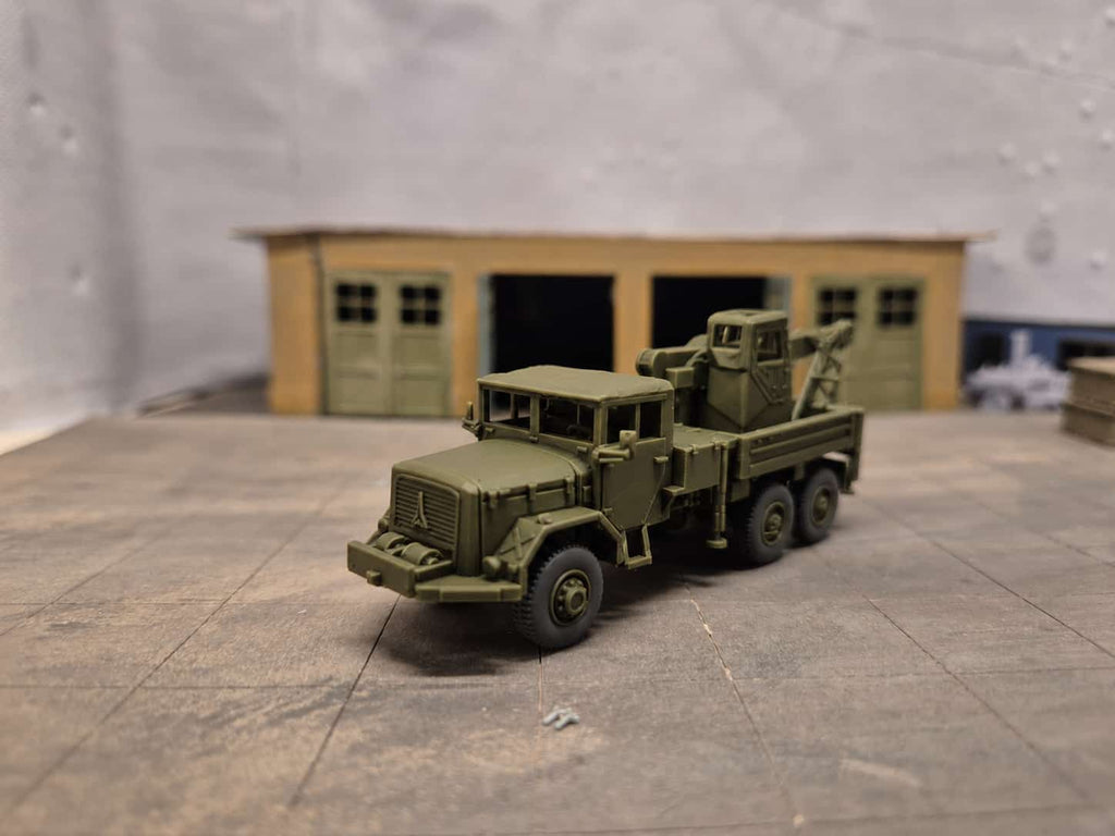 Magirus-Deutz 178 D 15 A Schwerer hochgeländegängiger Kran- und Transportlastkraftwagen