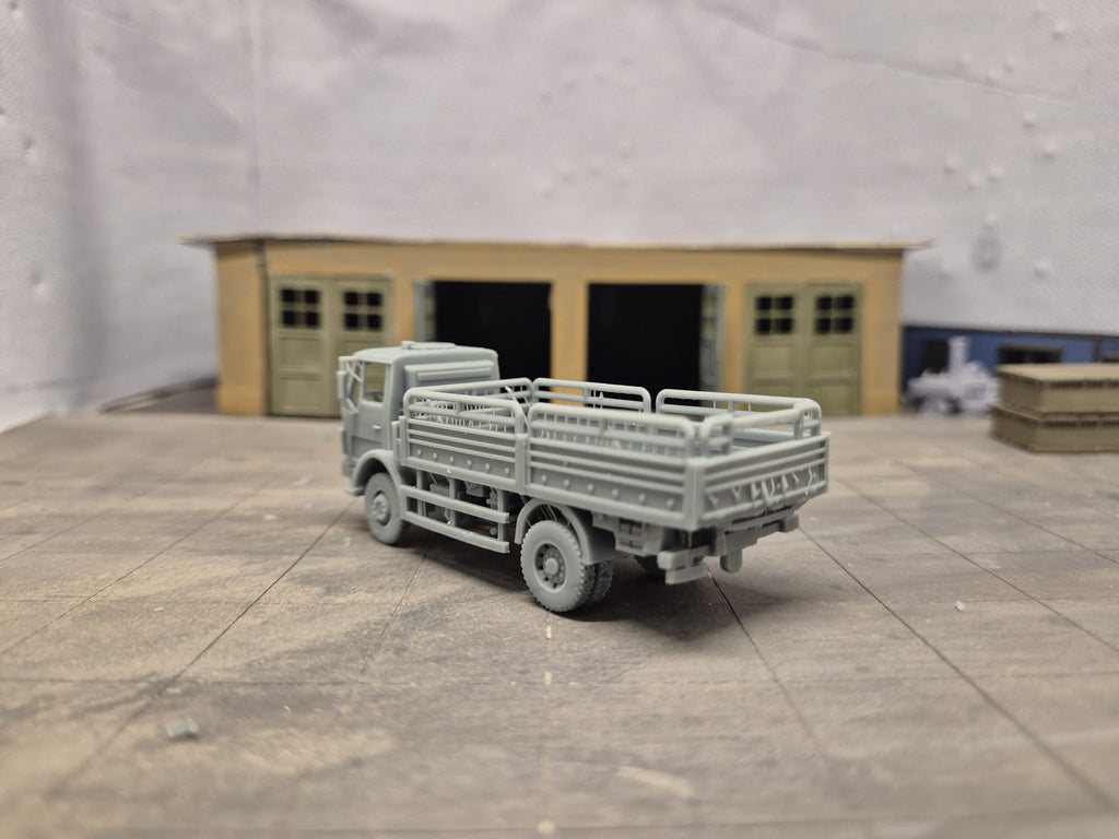 Mercedes-Benz 1017 A 5 t tmil Offener Pritschenaufbau