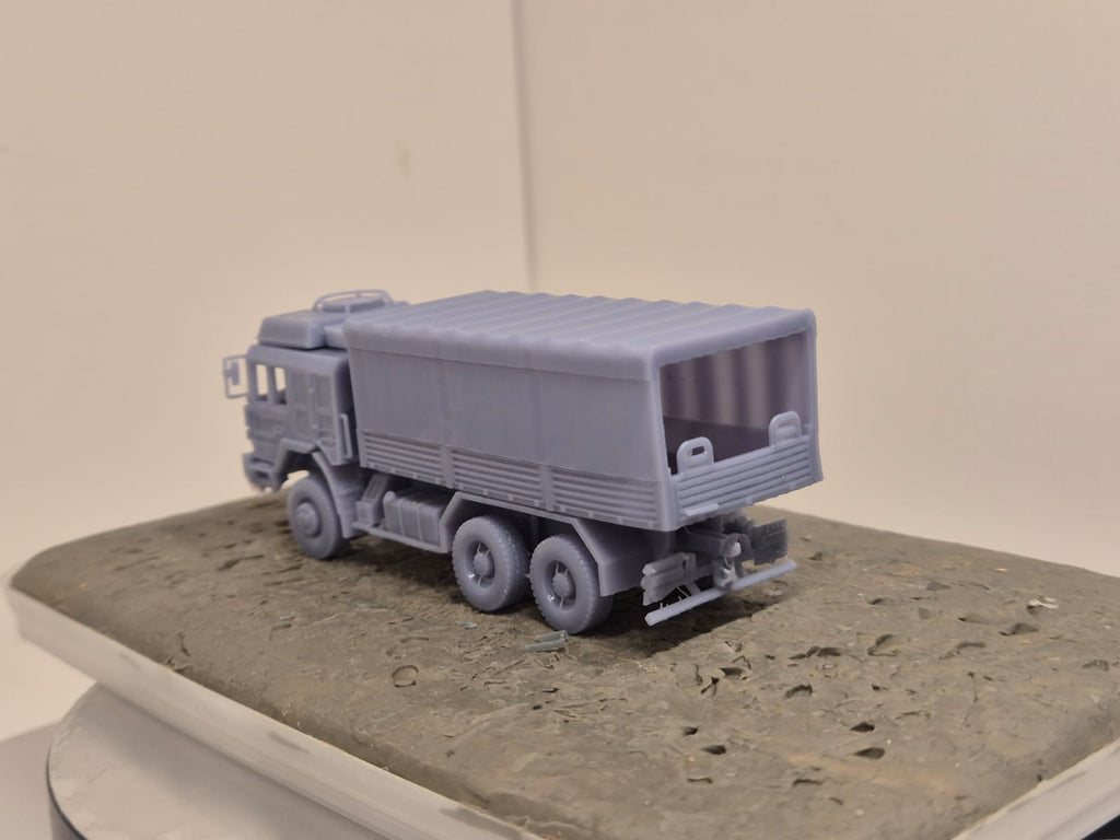 RMMV HX2 6×6 Pritsche mit geschlossenem Planen-Aufbau Typ 02