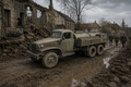 GMC CCKW 353D Militärischer 6×6-Tanklastwagen