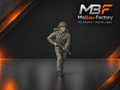 Soldat >Dora< aus dem Set „6 NVA-Soldaten – Mot.-Schützengruppe im Sturmangriff“