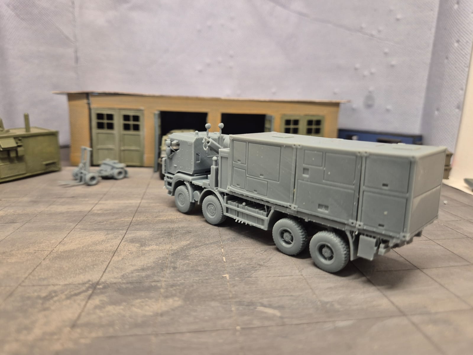 IVECO EuroTrakker 8×8 Truppenentgiftungsplatz 90 – TEP 90