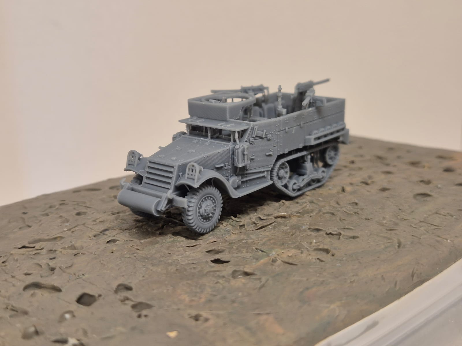 M2A1 Leicht gepanzertes Mehrzweck-Halbkettenfahrzeug