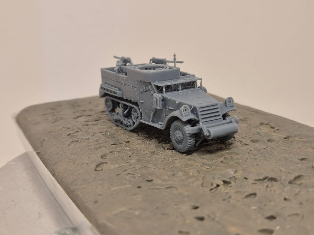 M2A1 Leicht gepanzertes Mehrzweck-Halbkettenfahrzeug