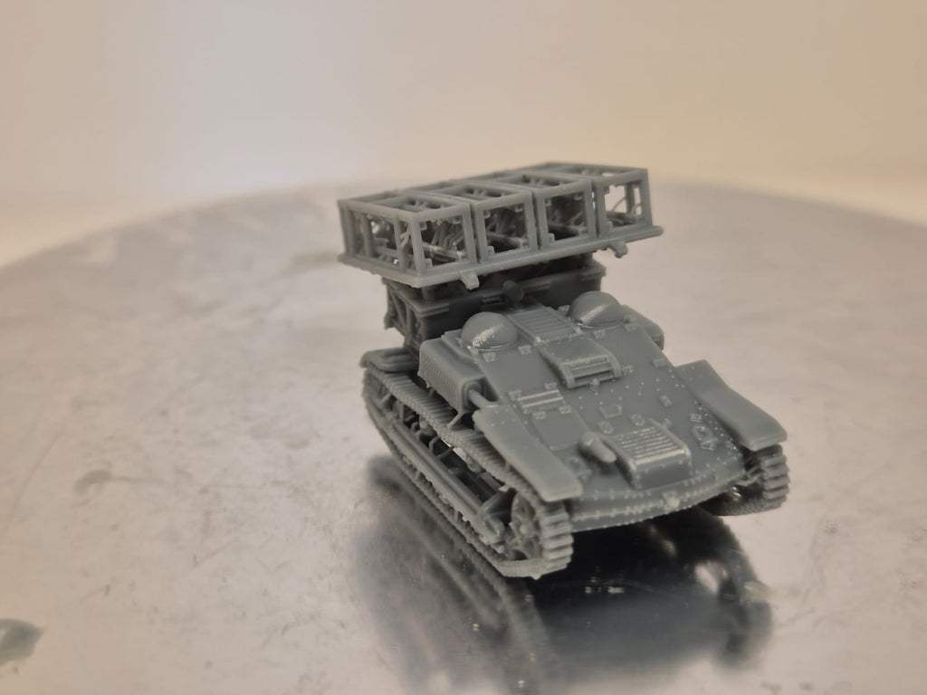 Infanterieschlepper UE 630 (f) Leichter selbstfahrender Raketenwerfer