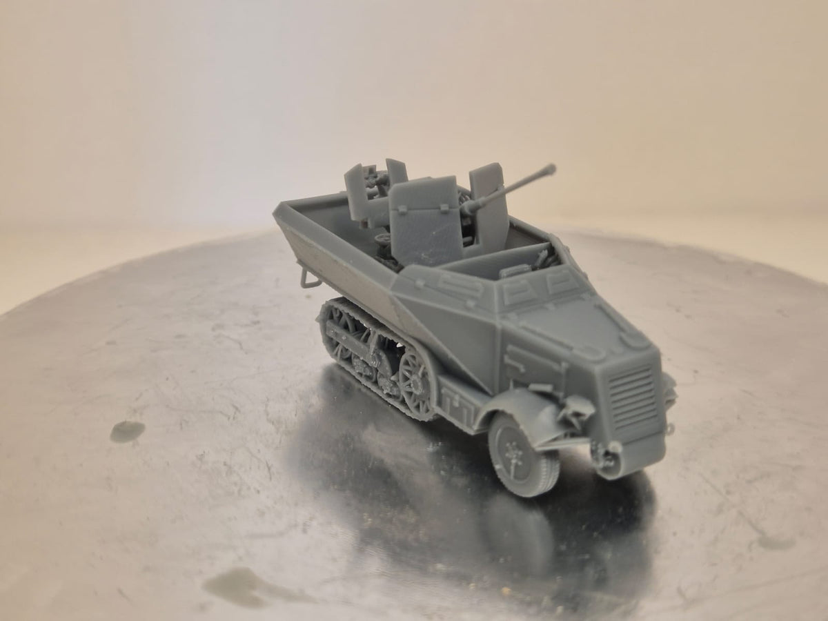 Leichte Selbstfahrlafette für 2-cm-Flak 38 auf Unic P107 U304(f)