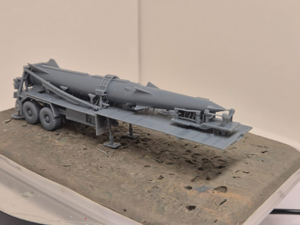 Pershing II auf Transport- und Startanhänger